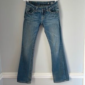 Miss me, biker style jean